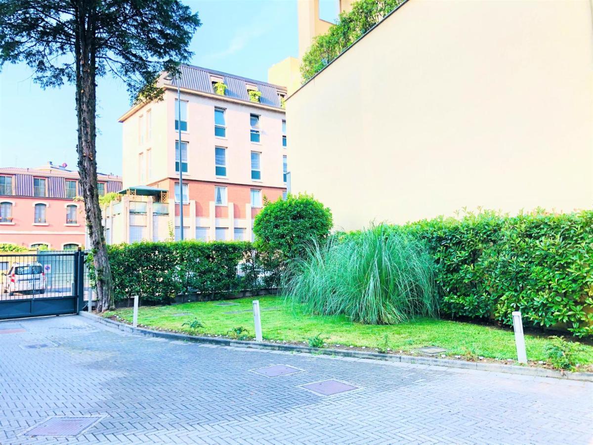 Stepandgo Milano Navigli Apartment ภายนอก รูปภาพ